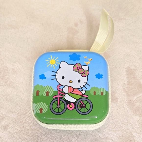 Hello Kitty Bicycle Themed Mini Storage Box - Picture 1 of 7